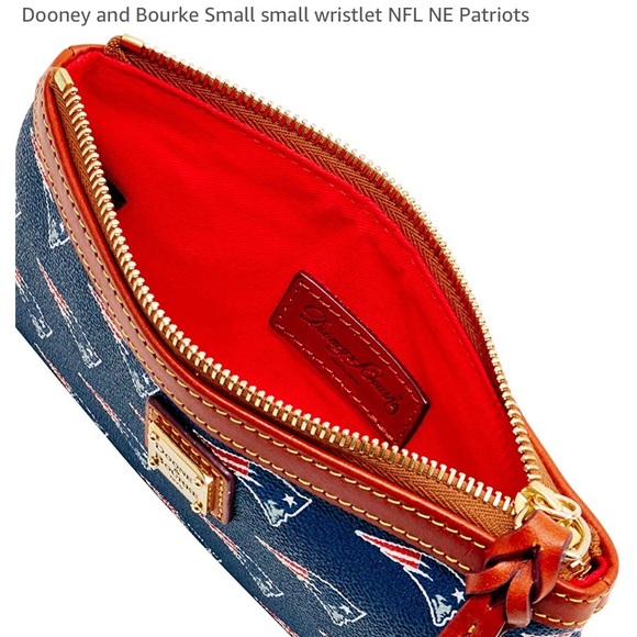 Dooney & Bourke NFL Patriots Small Wristlet NWT - Picture 3 of 3
